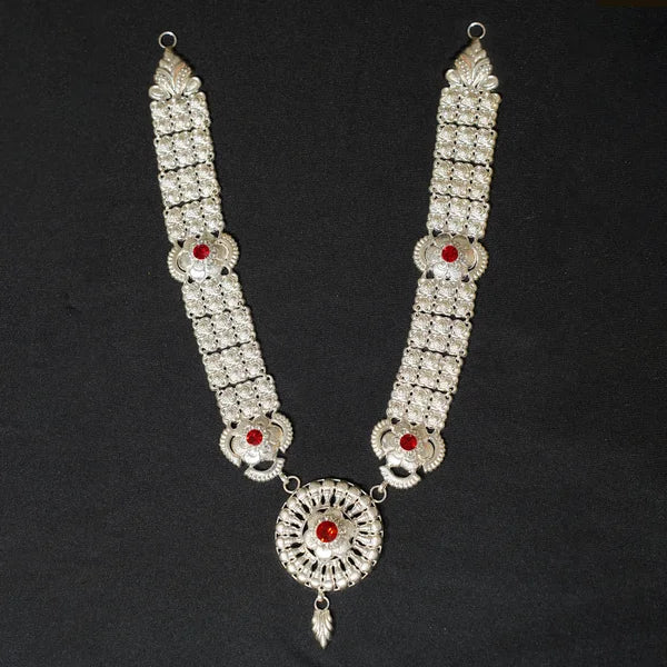 Elegant Silver Haar with Red Stone Accents â€“ 10 Inch