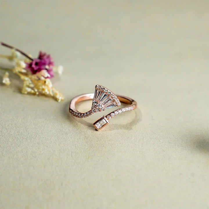 Rose Fan Bypass Ring